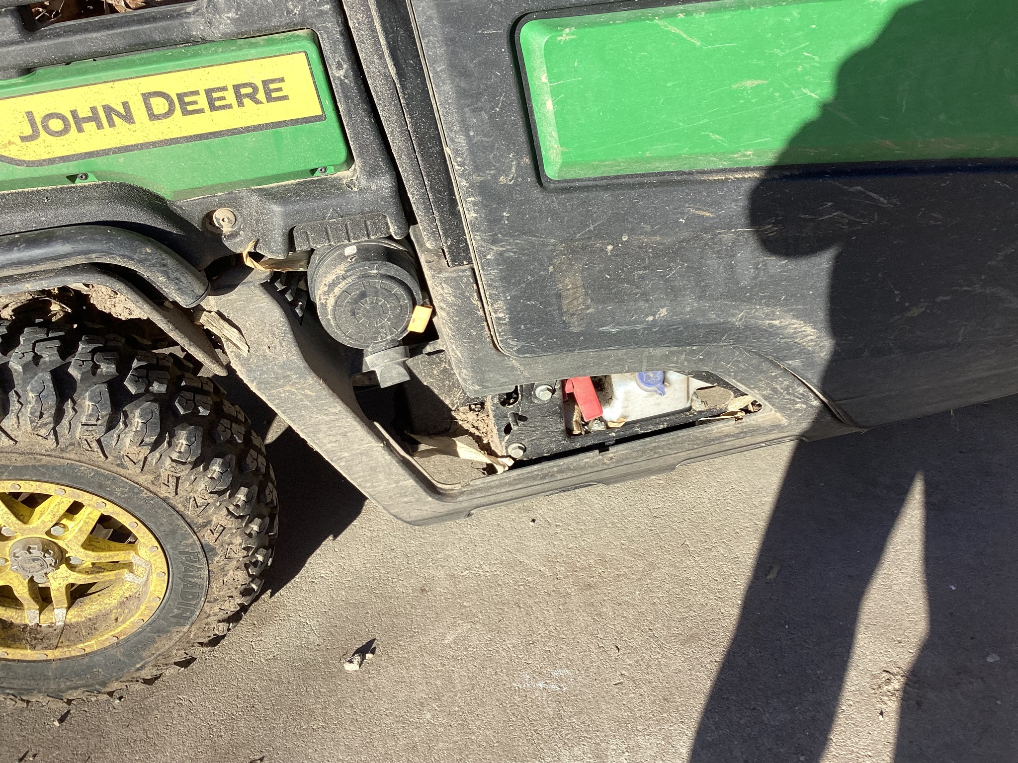  2024 John Deere XUV 835R at LandMark in Minden, NE