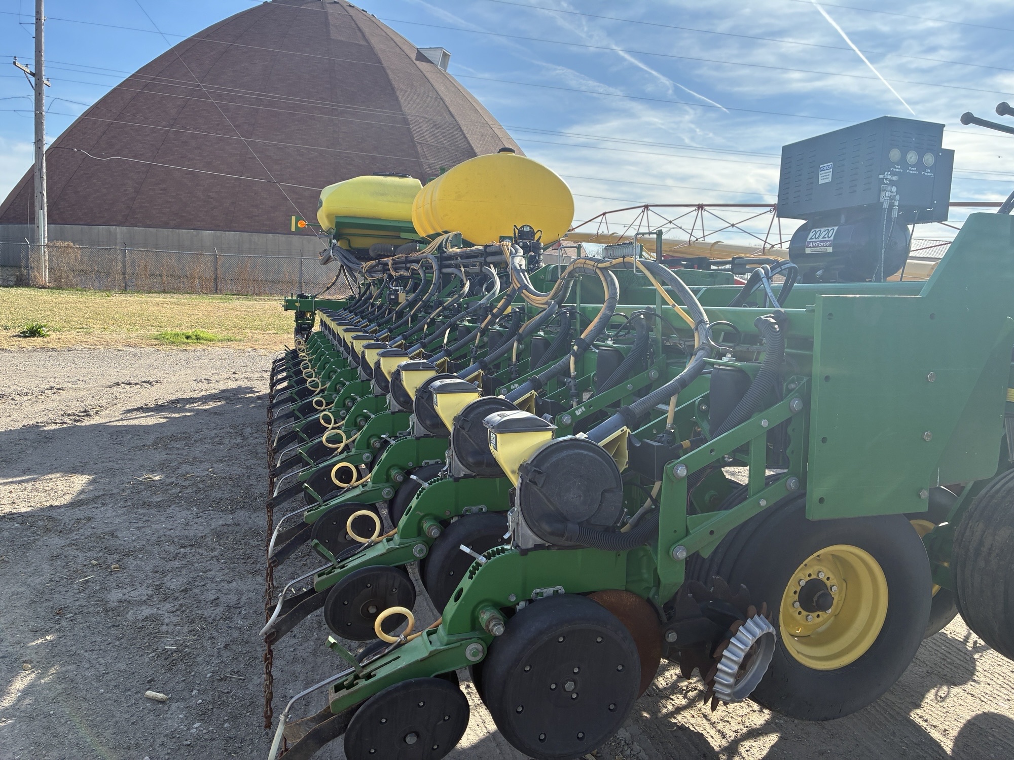  2014 John Deere DB80 at LandMark in Gothenburg, NE