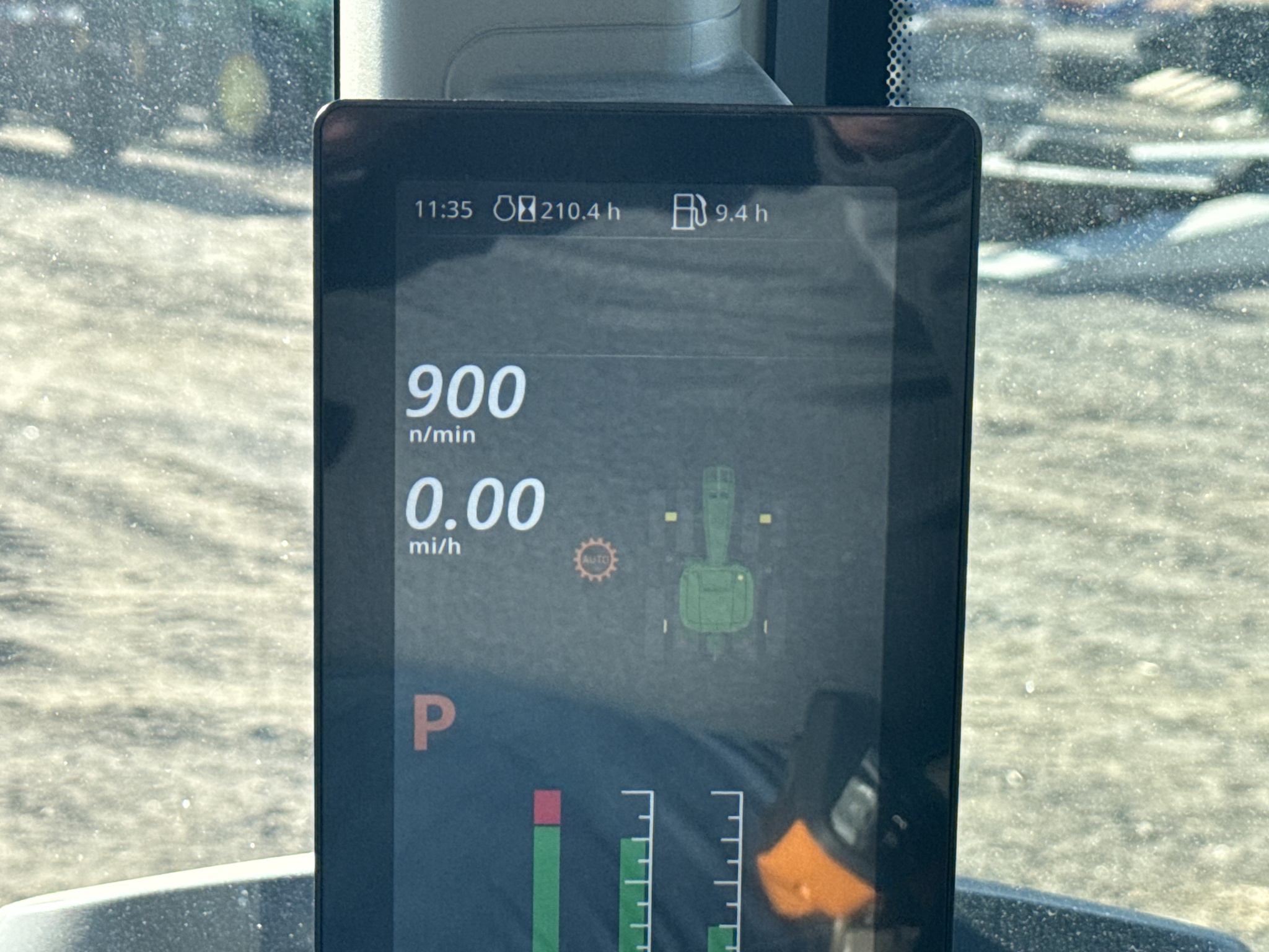  2025 John Deere 8R 370 at LandMark in Gothenburg, NE