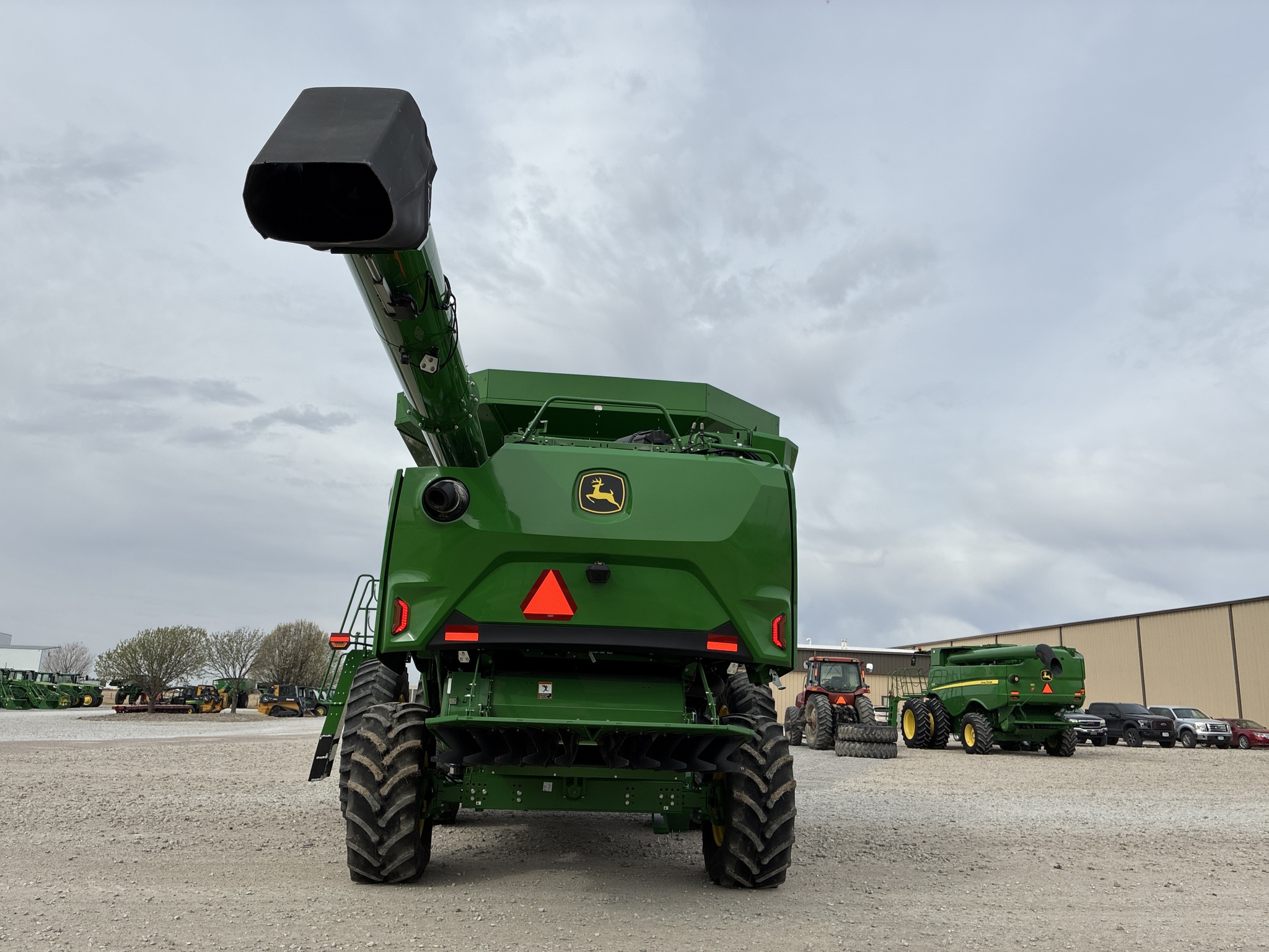  2025 John Deere S7 700 at LandMark in Kearney, NE