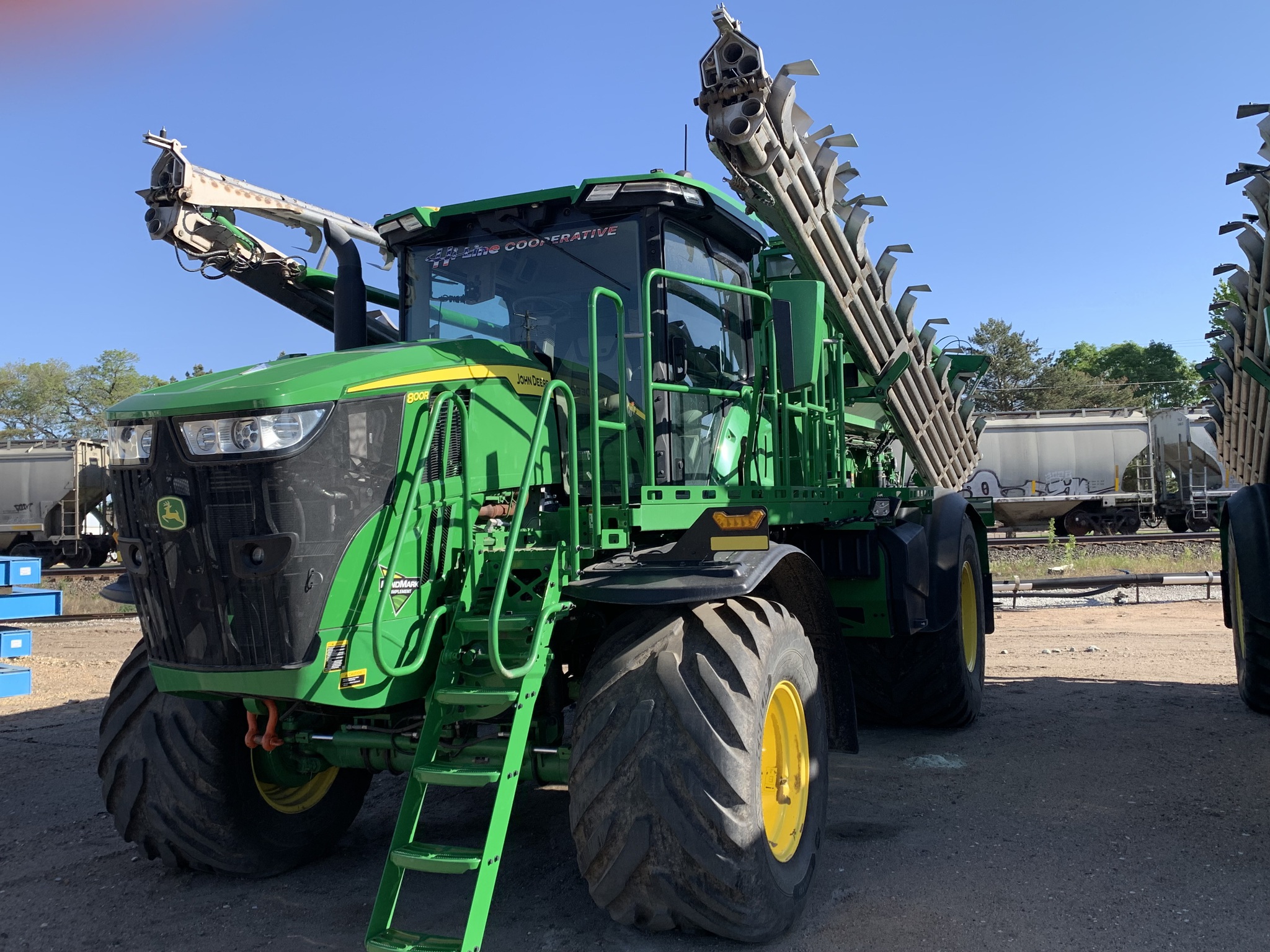  2024 John Deere 800R at LandMark in Gothenburg, NE