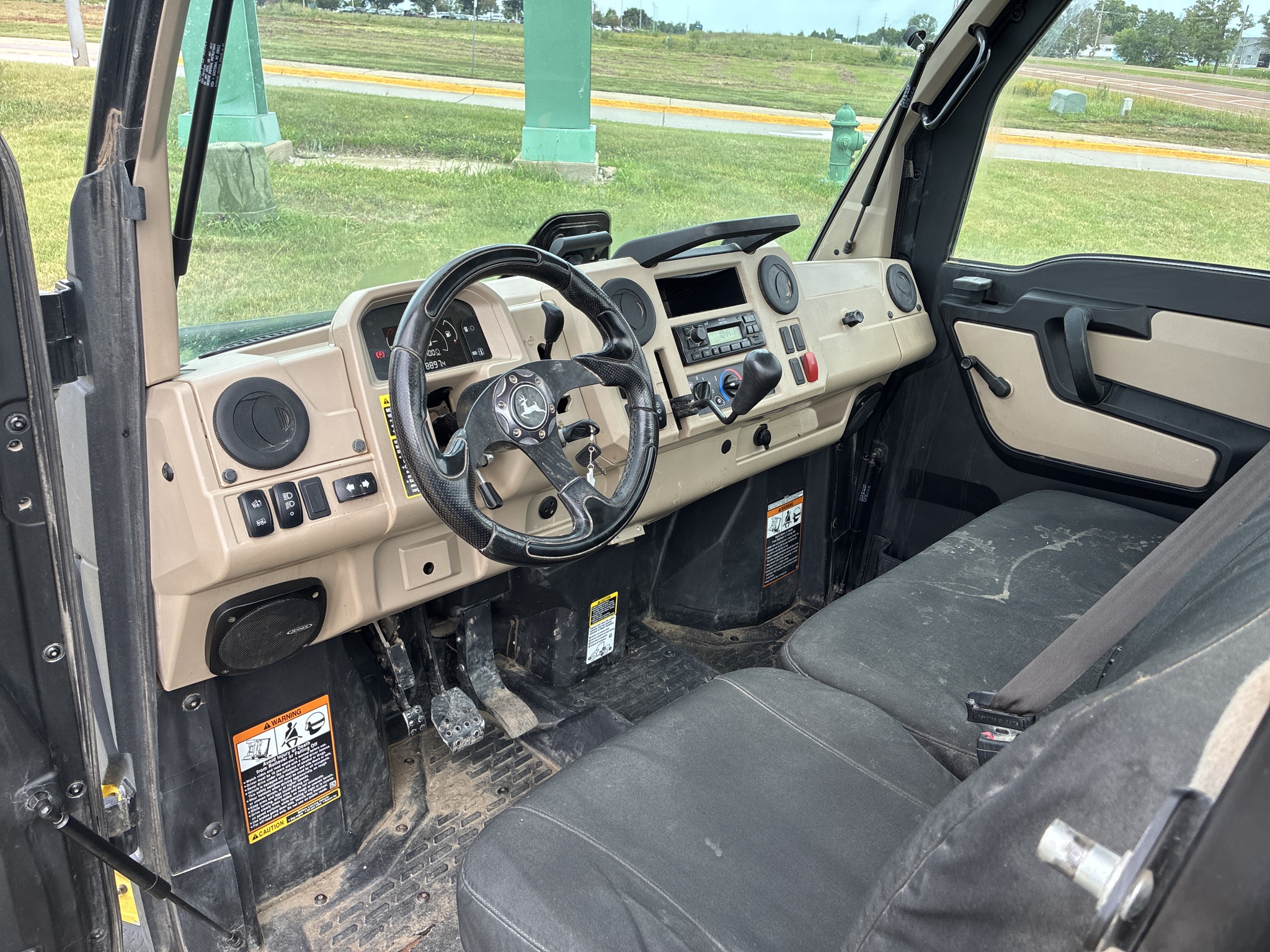  2019 John Deere XUV 835R at LandMark in Beatrice, NE