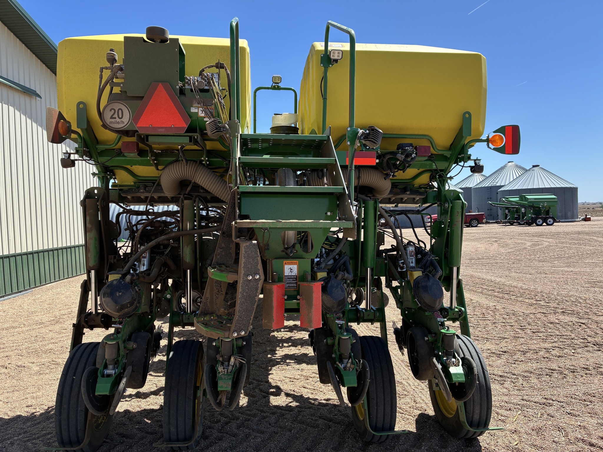  2022 John Deere 1775NT at LandMark in Gothenburg, NE