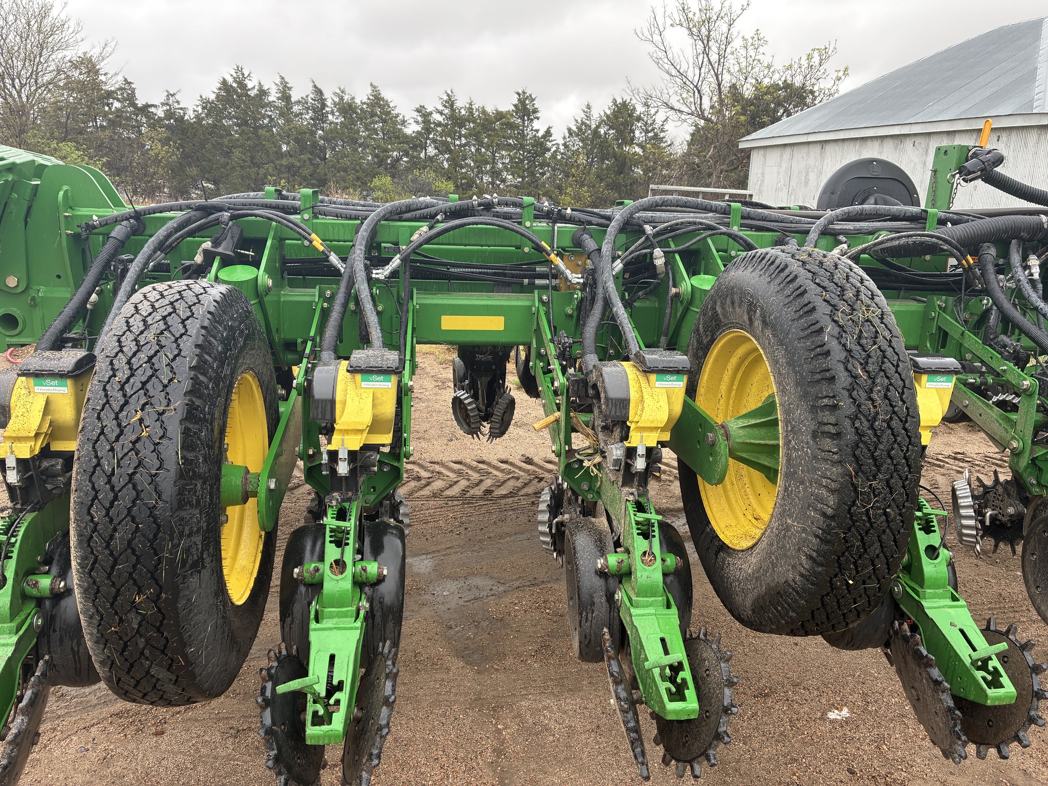  2009 John Deere 1770NT CCS at LandMark in Gothenburg, NE