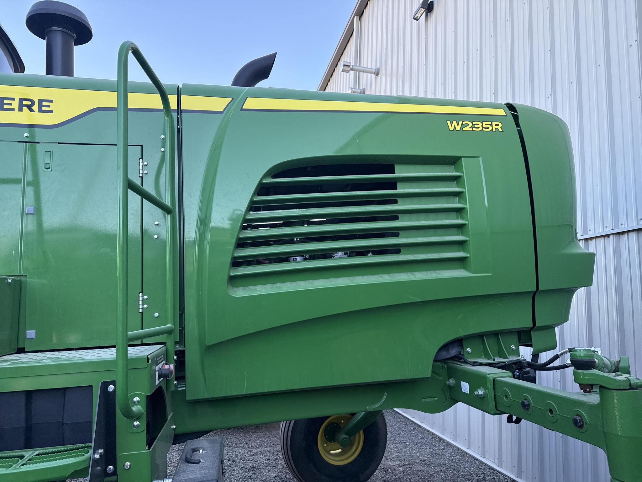  2024 John Deere W235R at LandMark in Gothenburg, NE