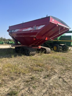 On Lot  J&m 1312-20T at Tri County Equipment Marlette, MI