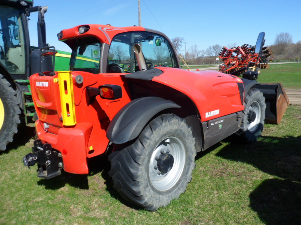 On Lot 2014 Manitou MLT840-115 at Tri County Equipment Bad Axe, MI