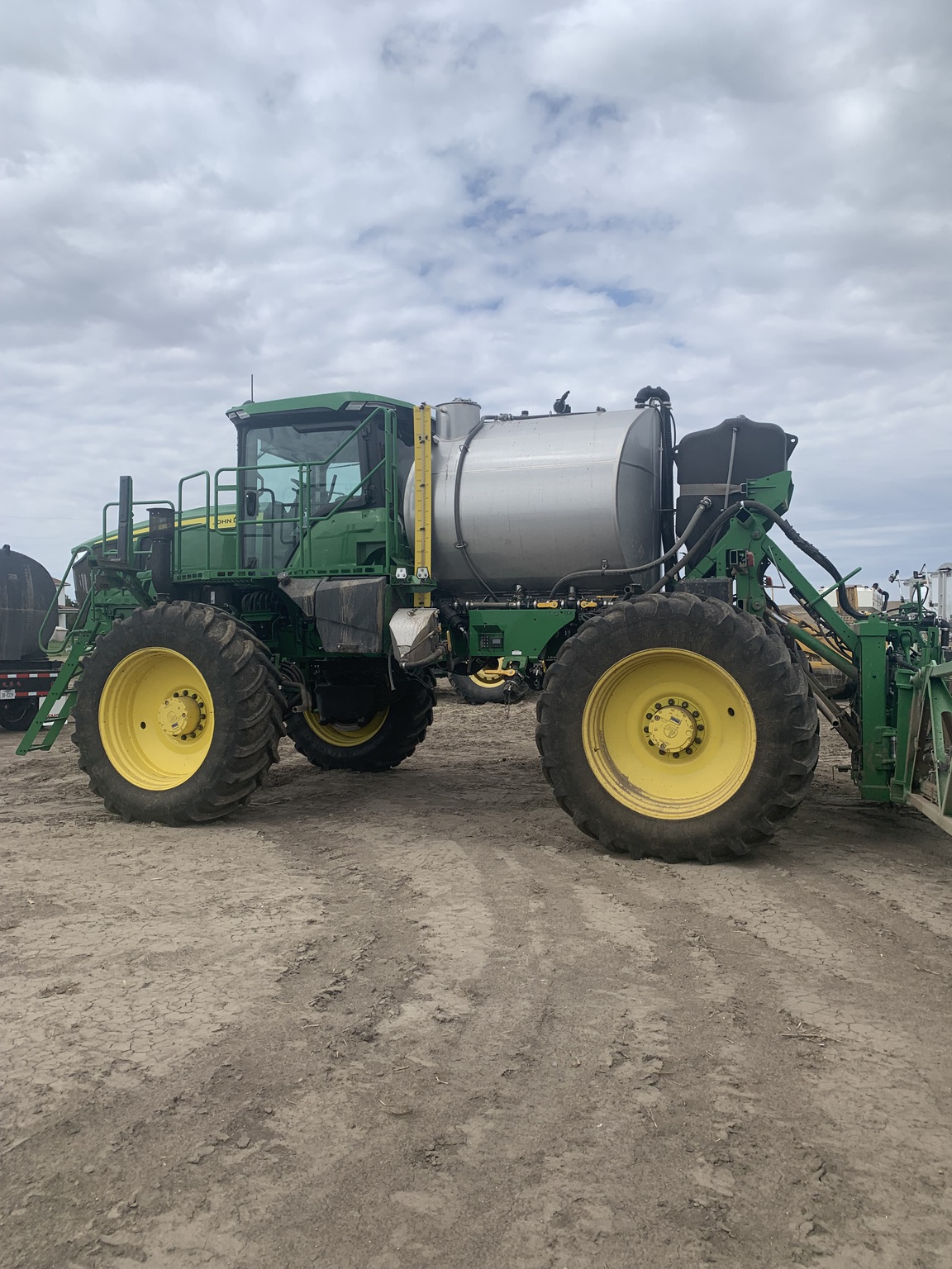  2024 John Deere 616R at LandMark in Arapahoe, NE