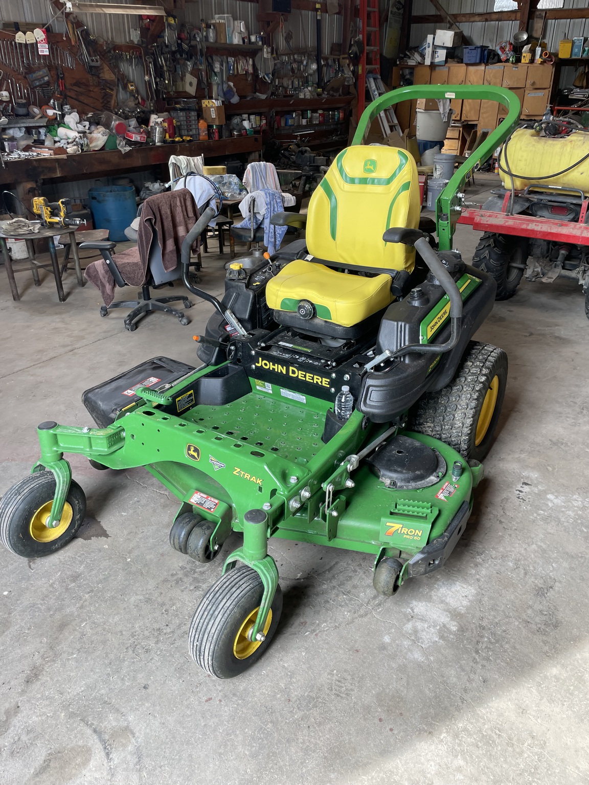  2025 John Deere Z930M at LandMark in Beatrice, NE