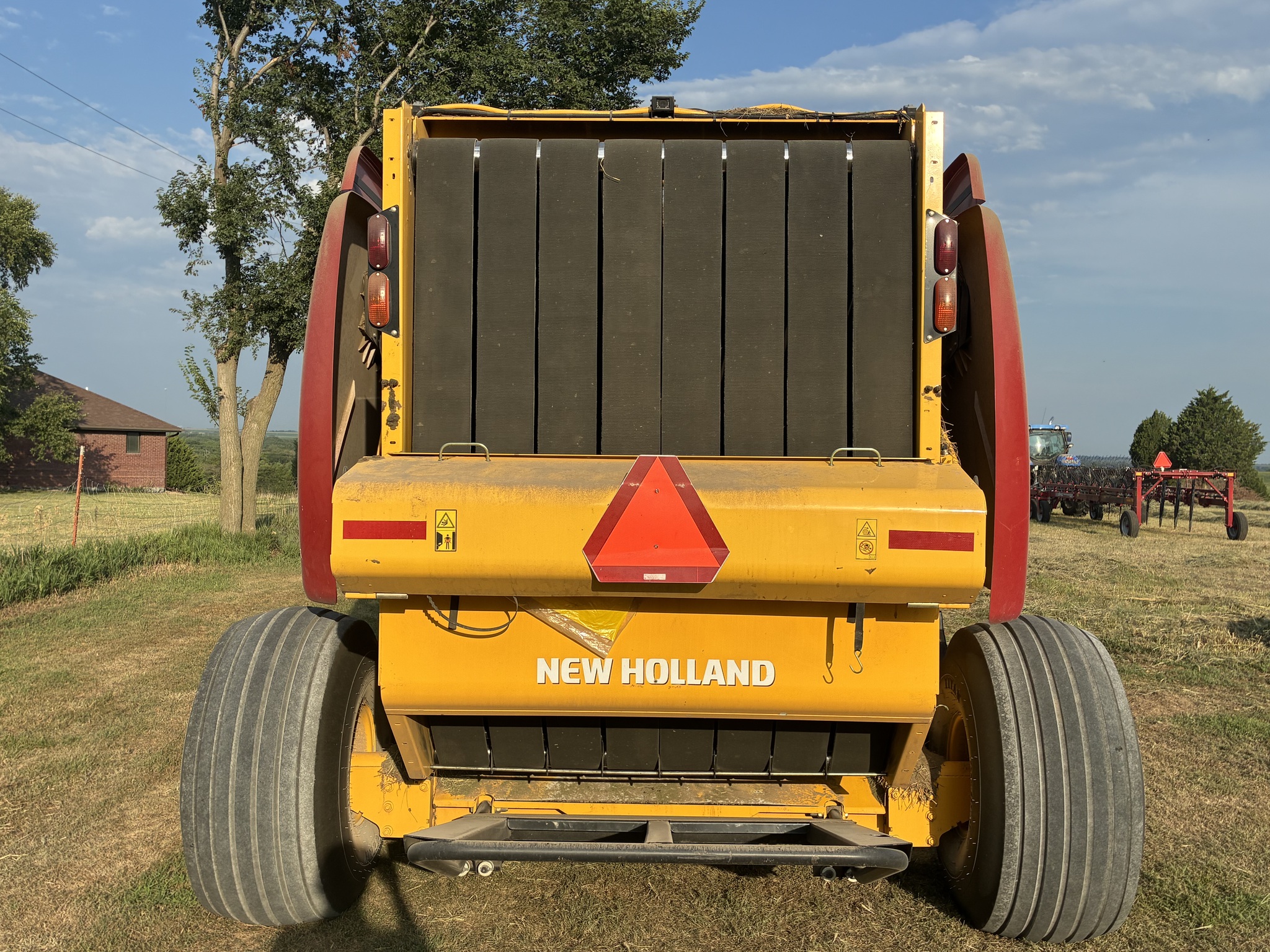  2023 NEW HOLLAND Rollbelt 560 at LandMark in Beatrice, NE