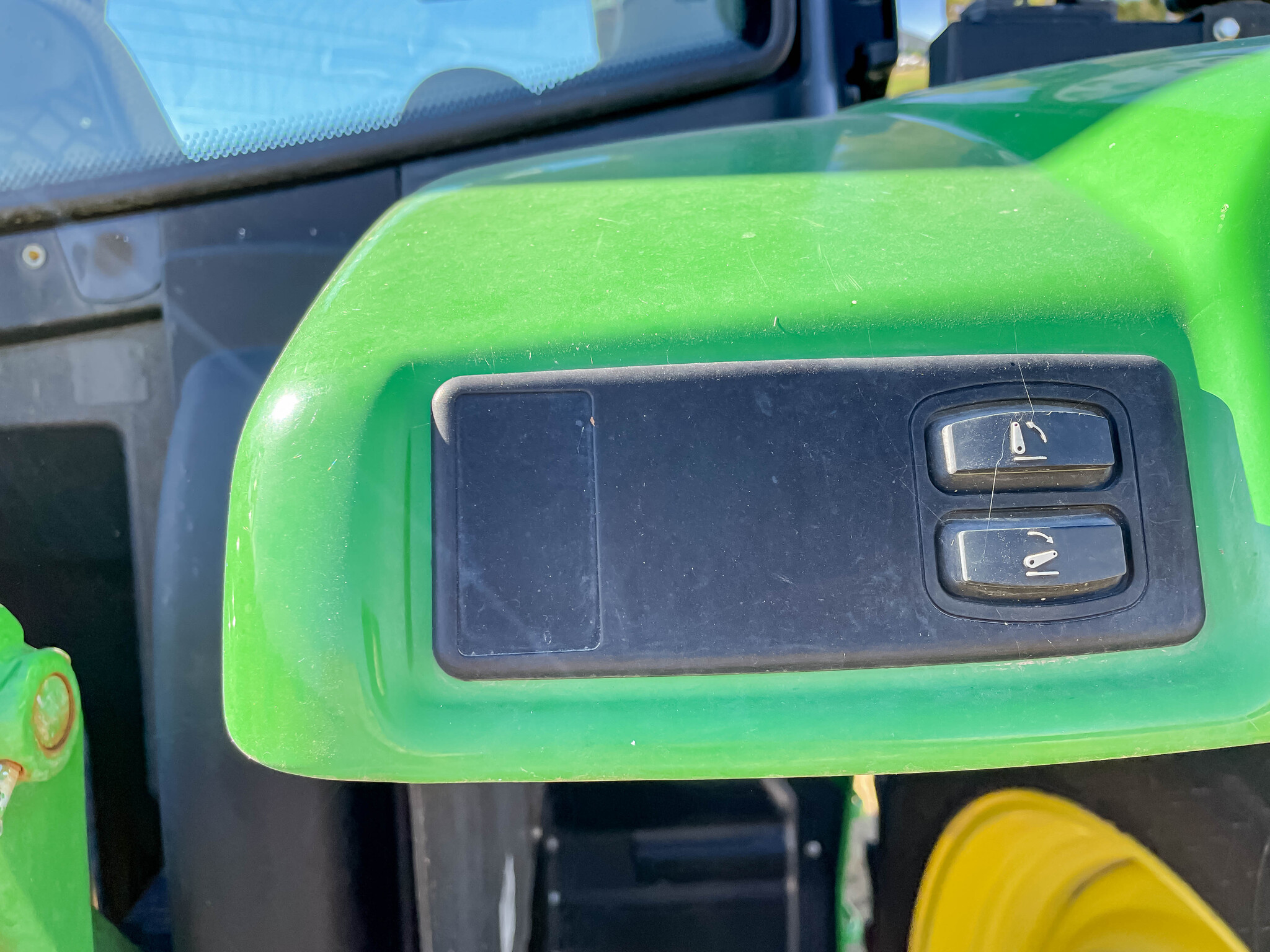  2022 John Deere 6R 155 at LandMark in Minden, NE