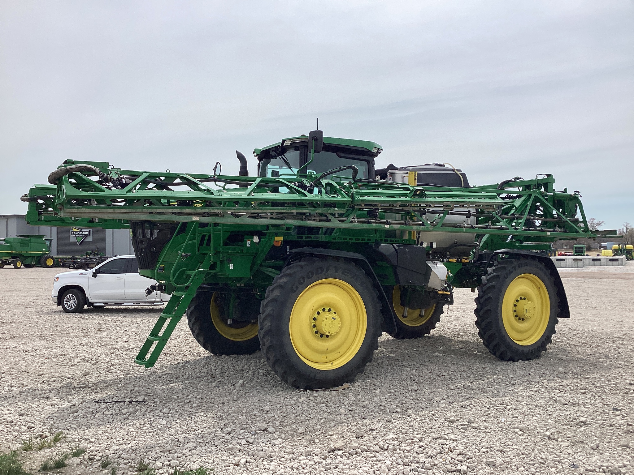  2024 John Deere 612R at LandMark in Fairfield, NE