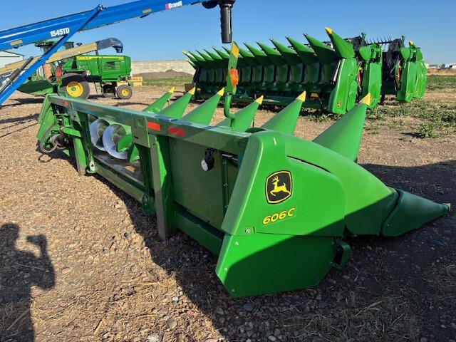  2015 John Deere 606C at LandMark in Lexington, NE