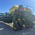  2021 John Deere 1775NT at LandMark in Beatrice, NE