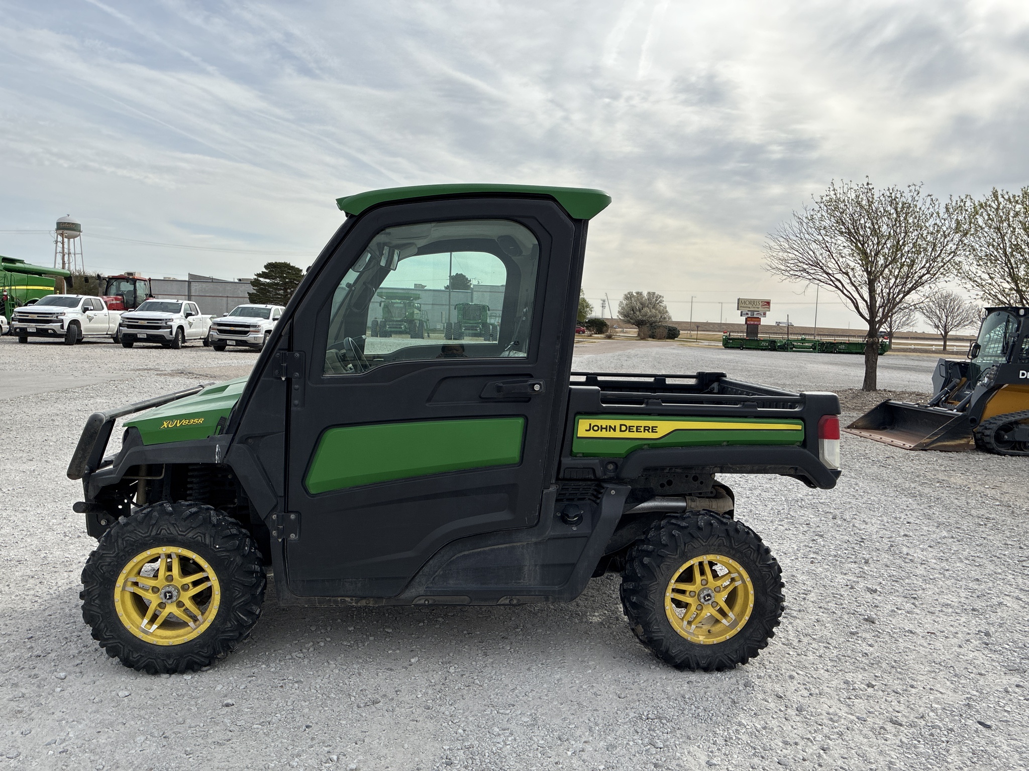  2021 John Deere XUV 835R at LandMark in Kearney, NE