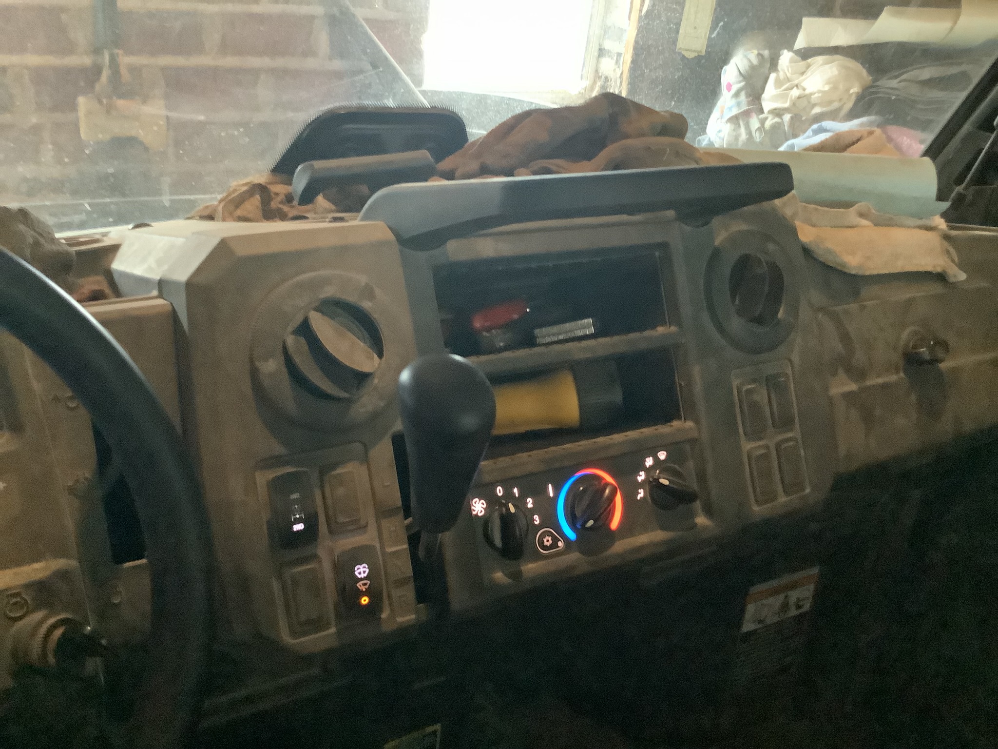  2018 John Deere XUV 835M at LandMark in Marysville, KS