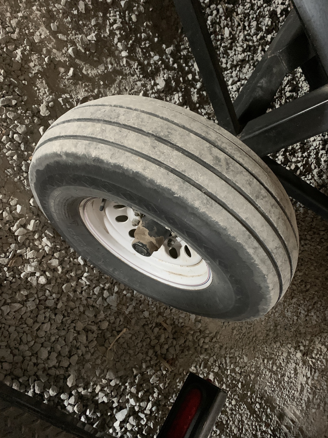   Maurer 30' at LandMark in Fairfield, NE