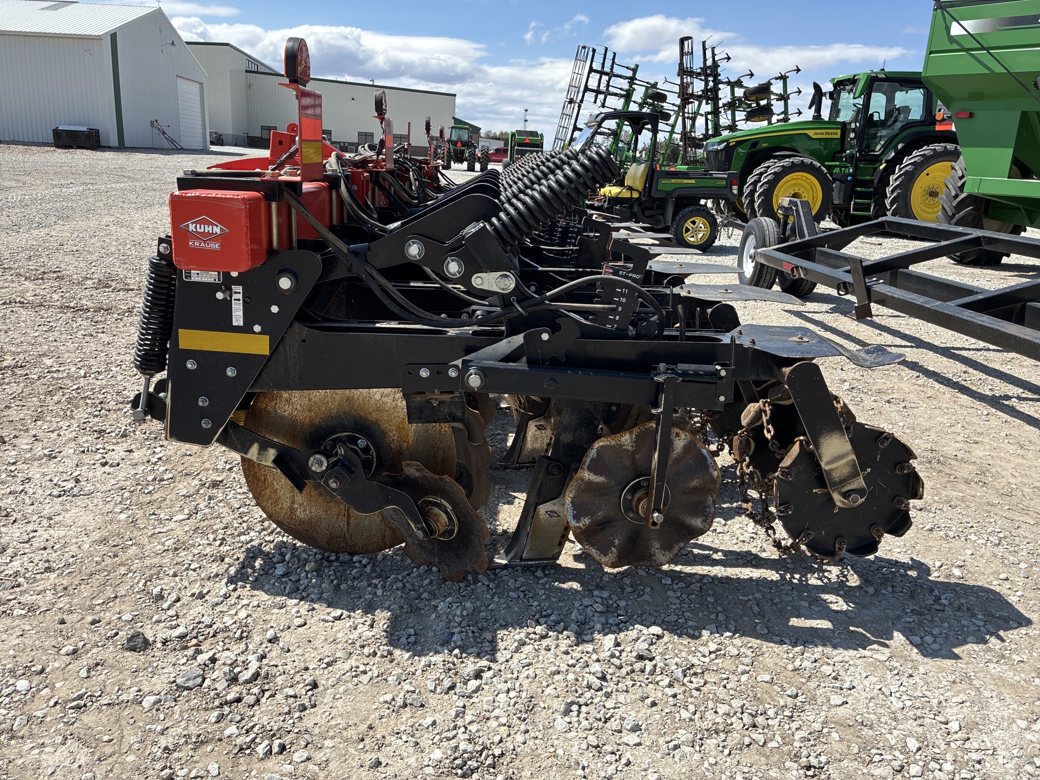  2019 Kuhn Krause 1205M-830R at LandMark in Fairfield, NE