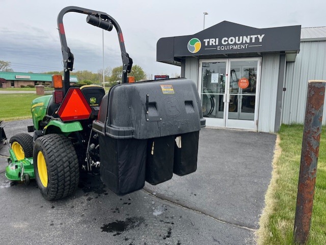 Pend Stk 2015 John Deere 2025R at Tri County Equipment Saginaw, MI