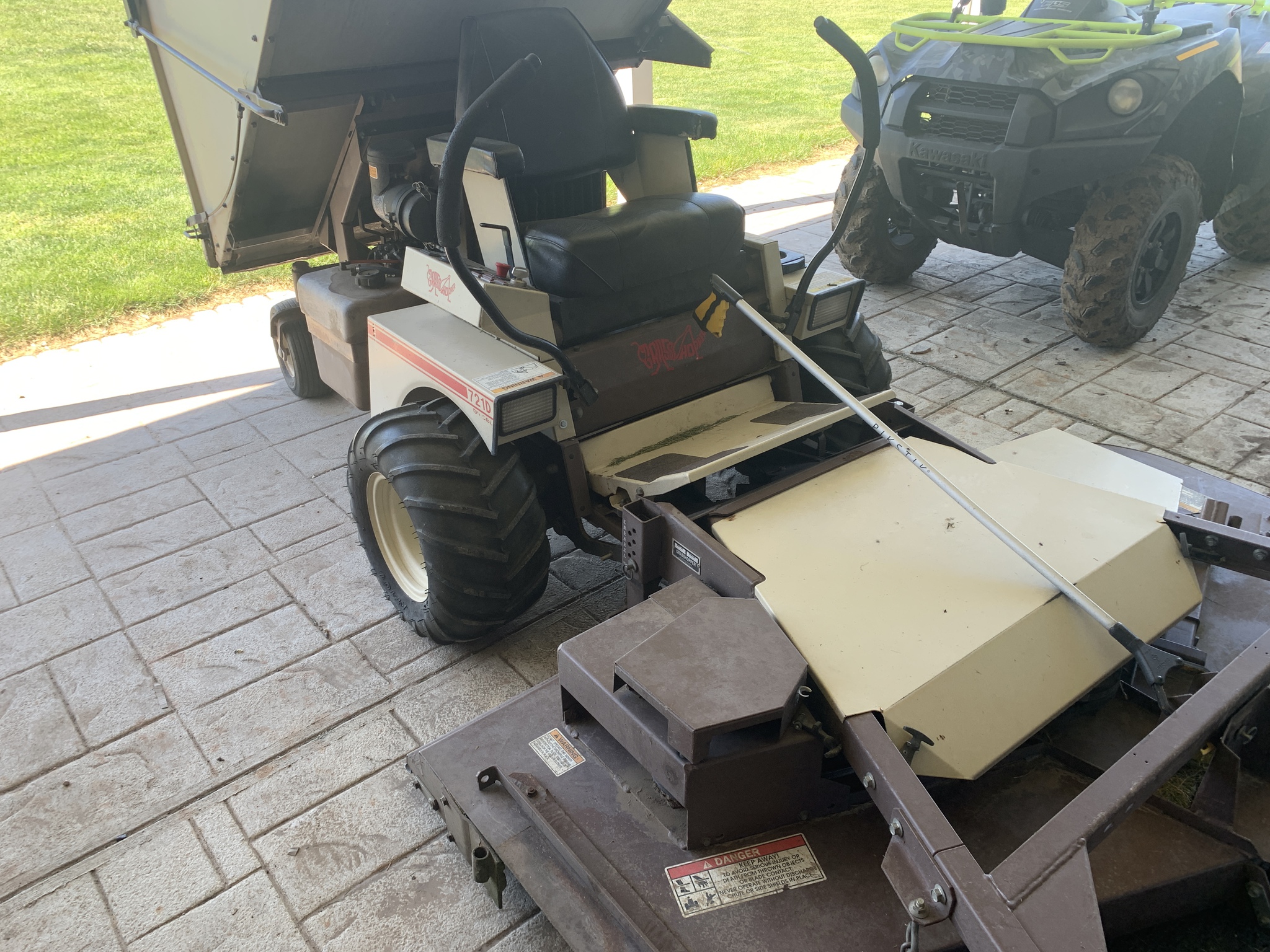  2002 Grasshopper 721D2 at LandMark in Lexington, NE