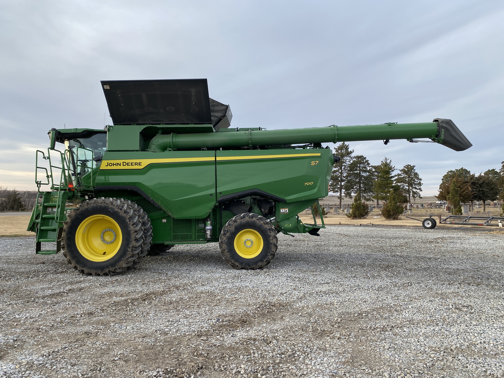  2025 John Deere S7 700 at LandMark in Superior, NE
