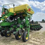  2018 John Deere 1775NT at LandMark in Hebron, NE
