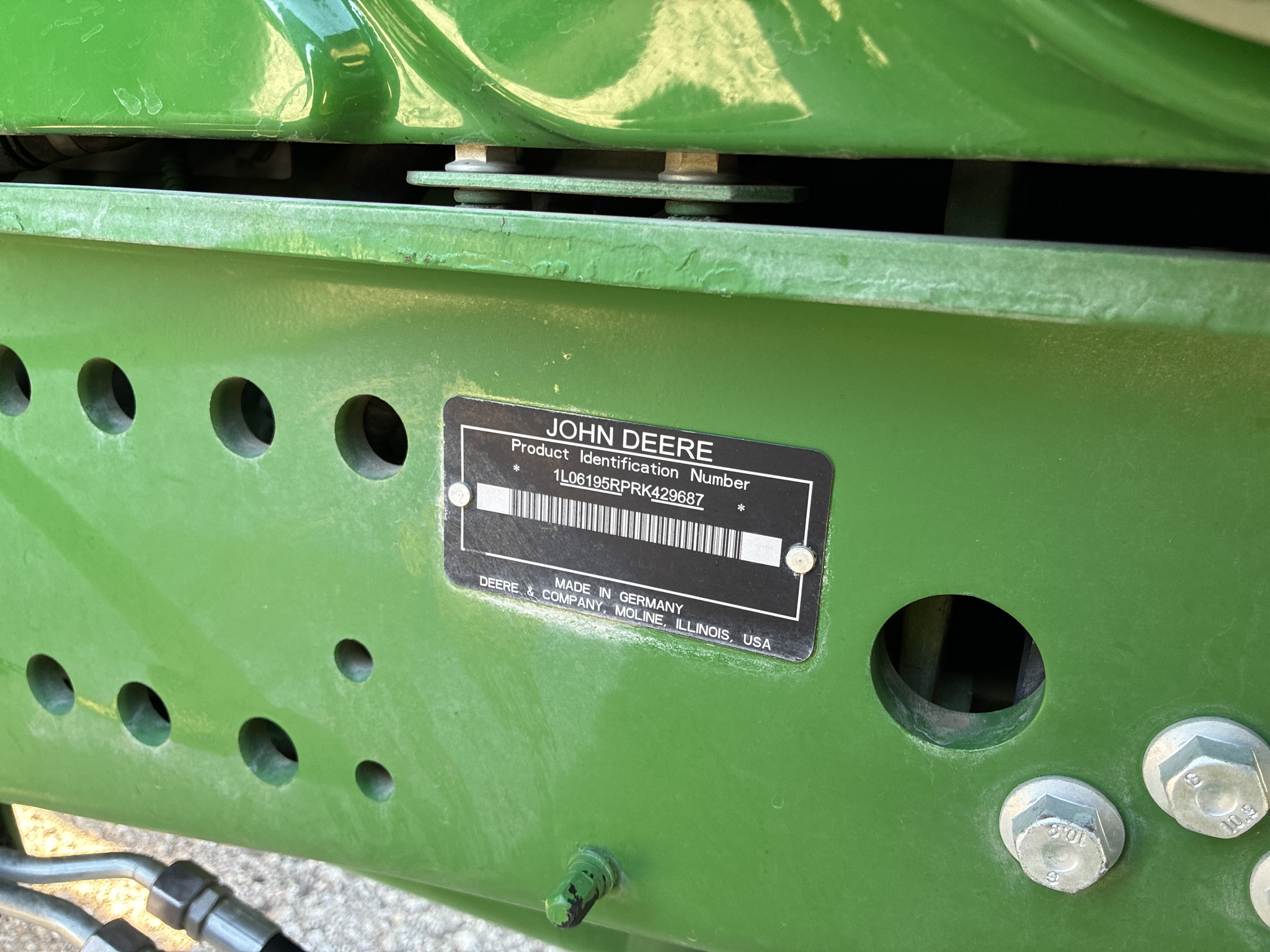  2024 John Deere 6R 195 at LandMark in Hastings, NE