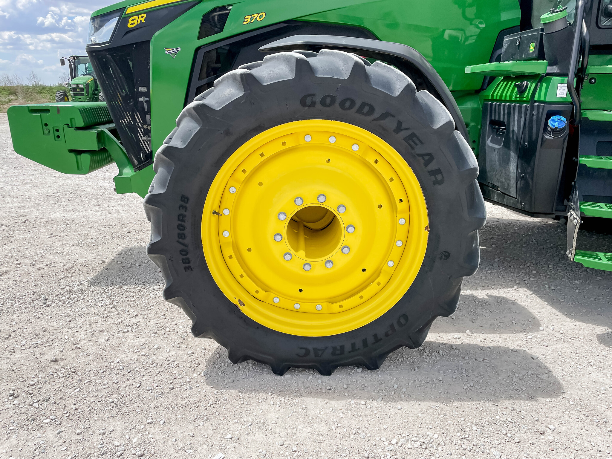  2024 John Deere 8R 370 at LandMark in Beatrice, NE