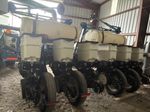  2014 Kinze 3200 at LandMark in Hebron, NE