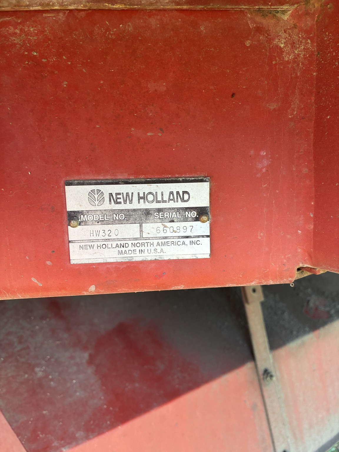  2002 NEW HOLLAND HW320 at LandMark in Gothenburg, NE