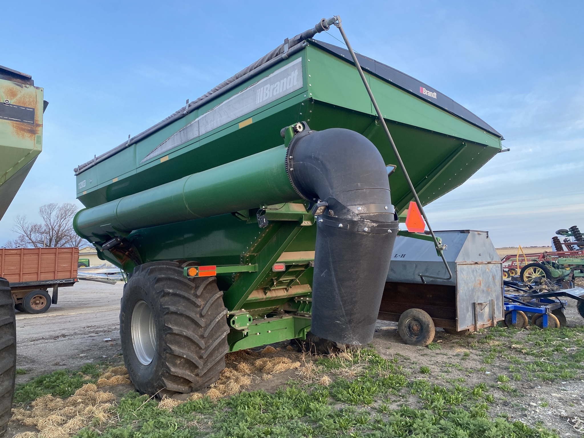  2021 Brandt 1120XT at LandMark in Hebron, NE