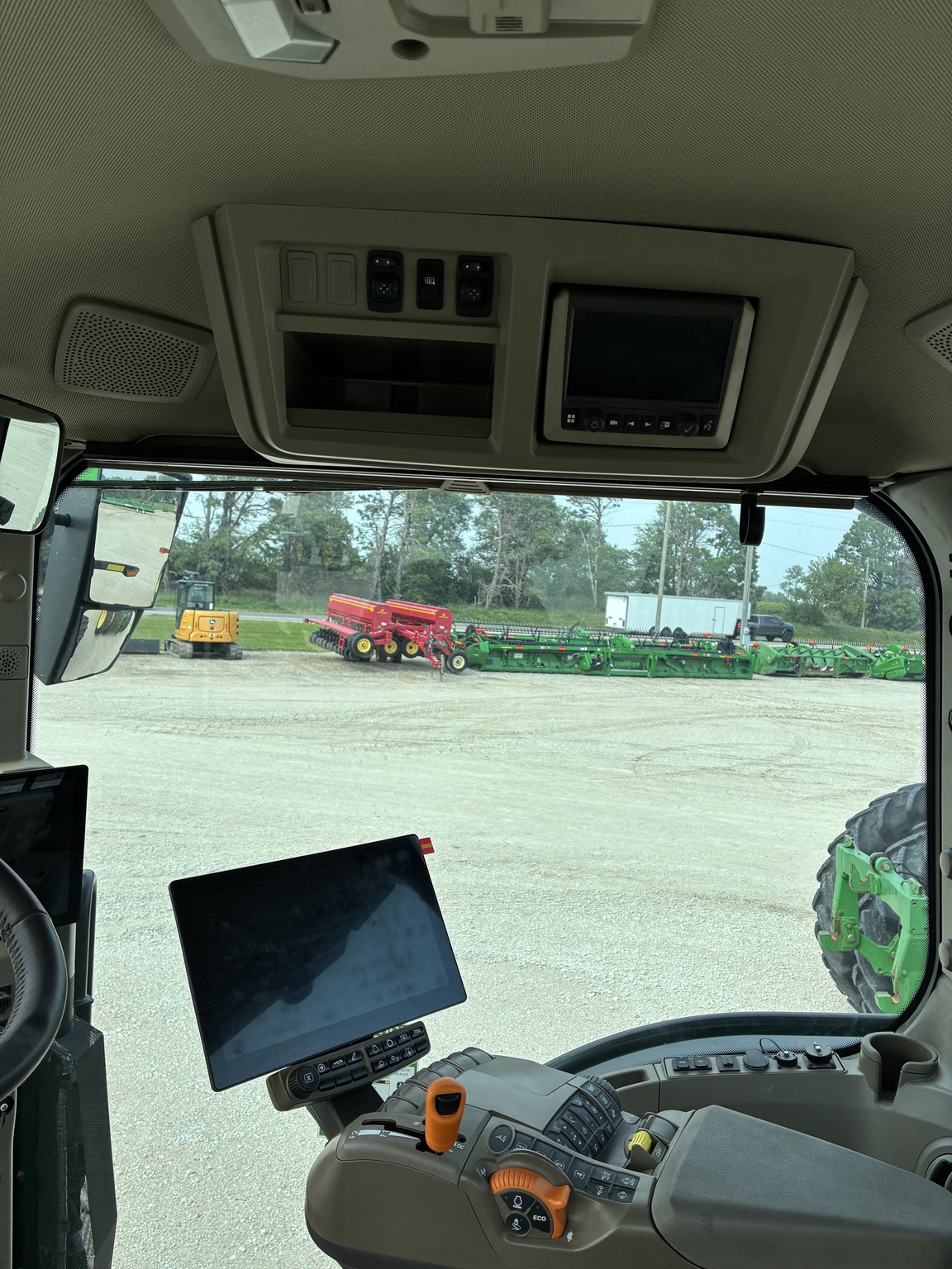  2024 John Deere 8R 370 at LandMark in Smith Center, KS