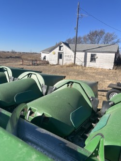  2013 John Deere 608C at LandMark in Gothenburg, NE