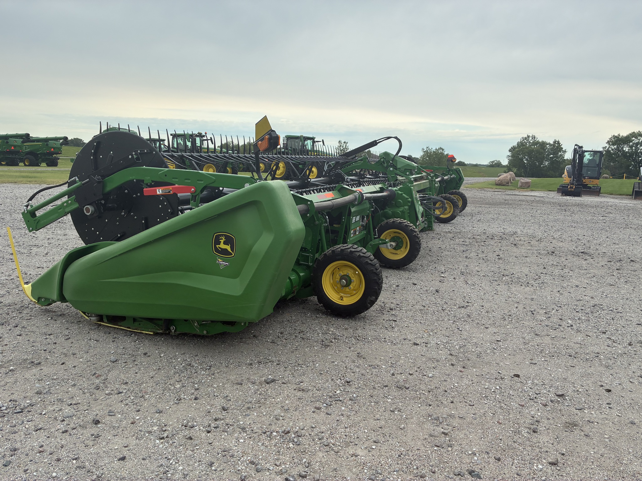  2023 John Deere HD40F at LandMark in Marysville, KS