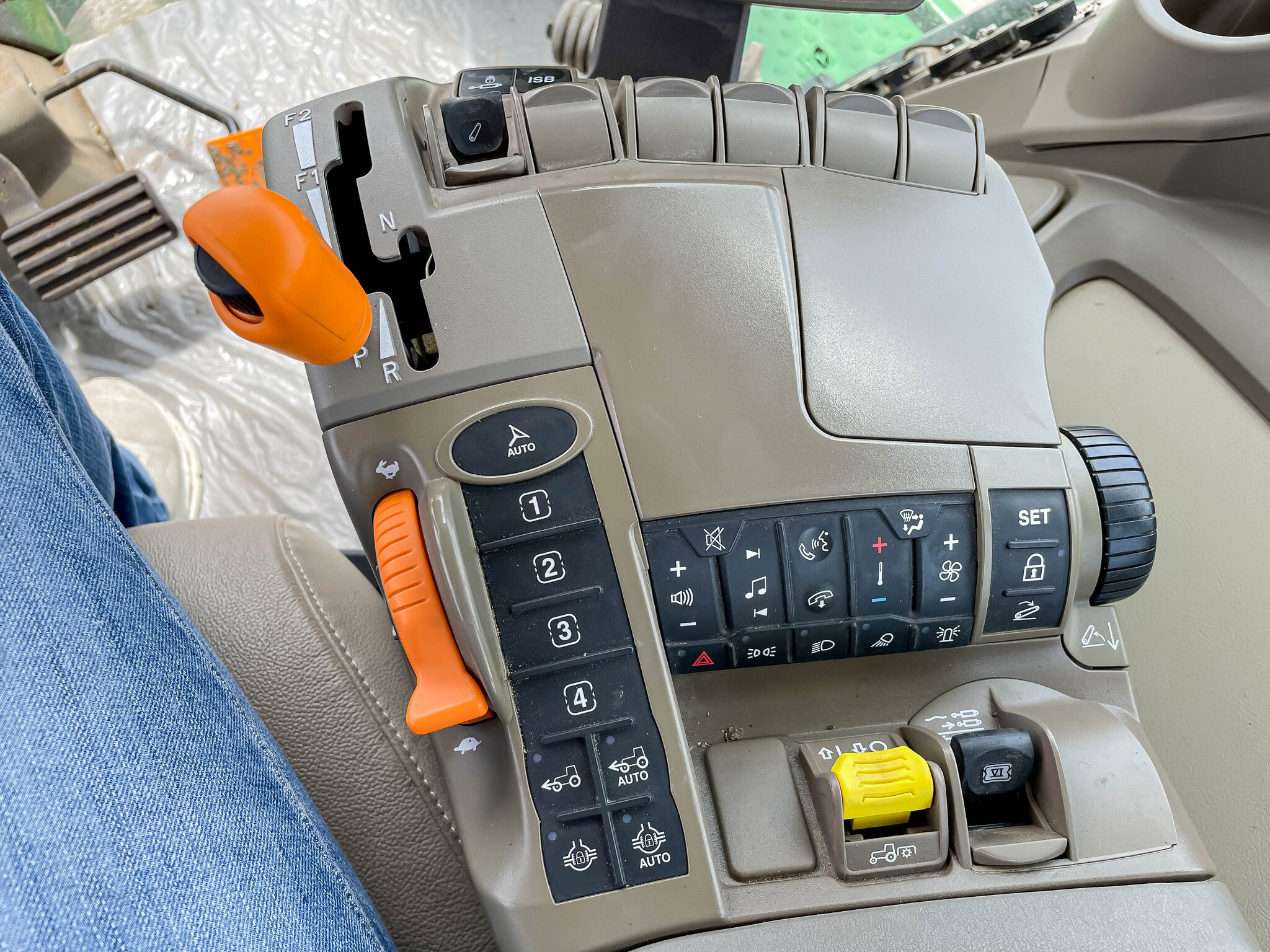  2024 John Deere 8R 370 at LandMark in Beatrice, NE