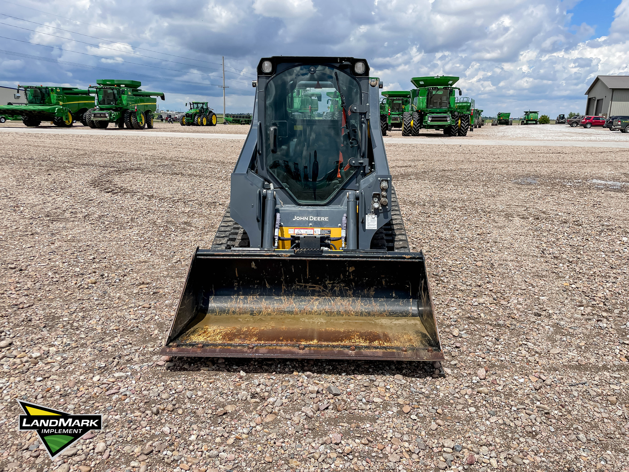  2022 John Deere 317G at LandMark in Minden, NE