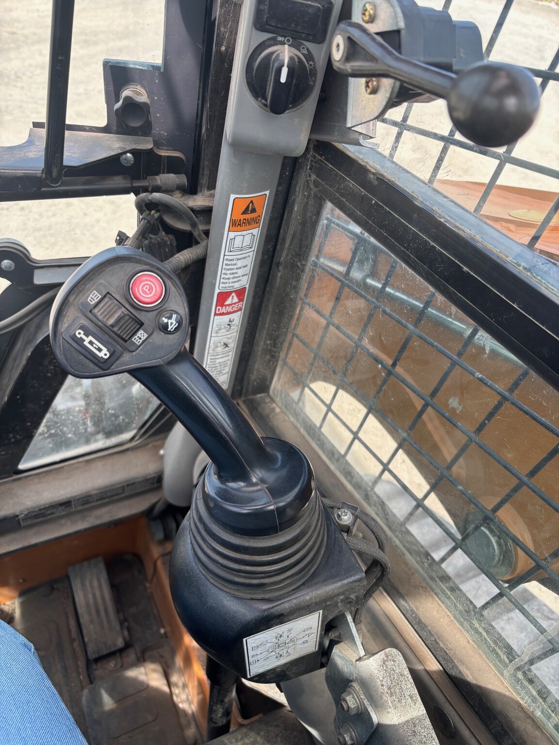 S Pend 2018 Case TR310 at Tri County Equipment Sandusky, MI