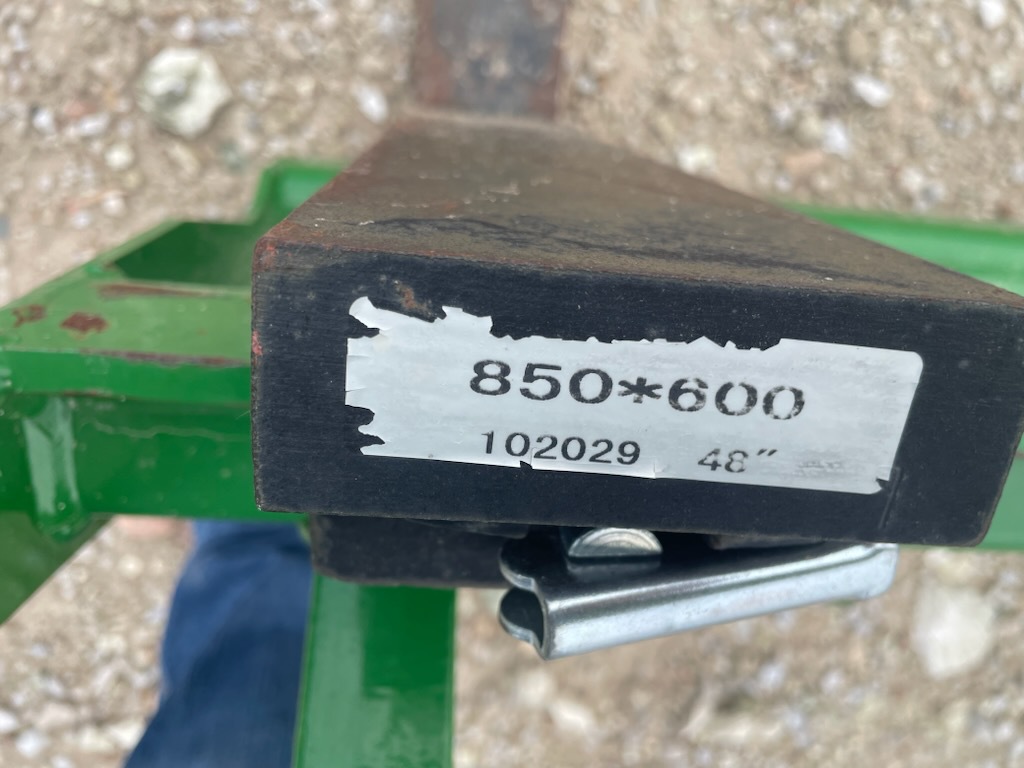  2021 Frontier AP11G at LandMark in Smith Center, KS