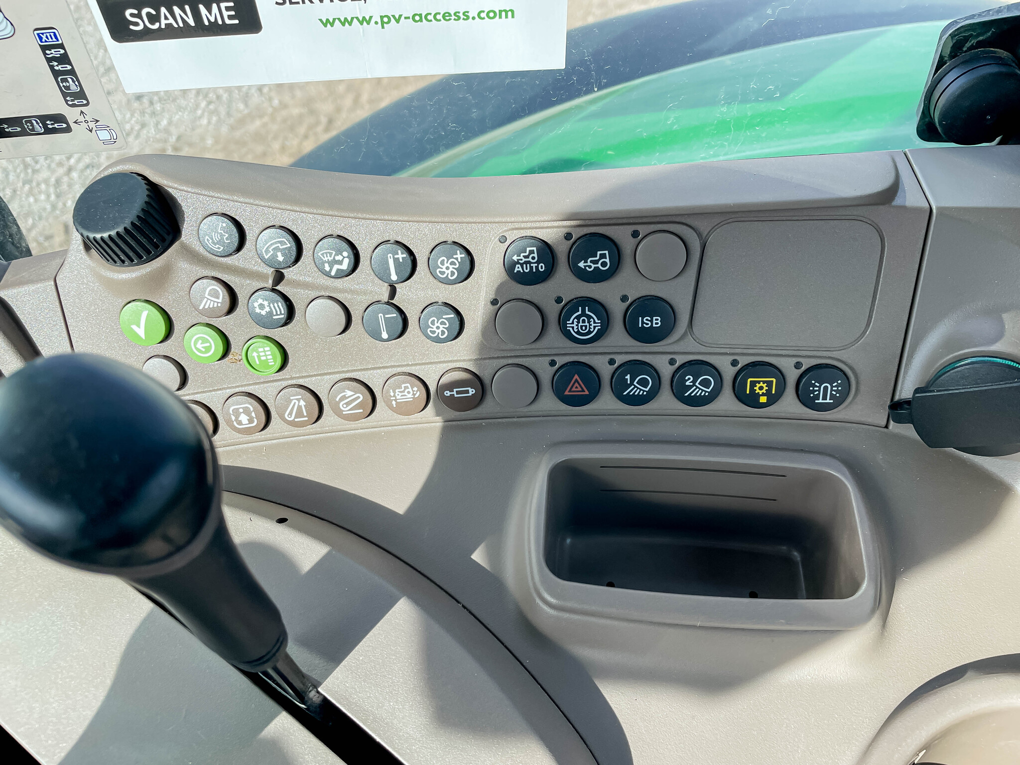  2024 John Deere 6155M at LandMark in Hebron, NE