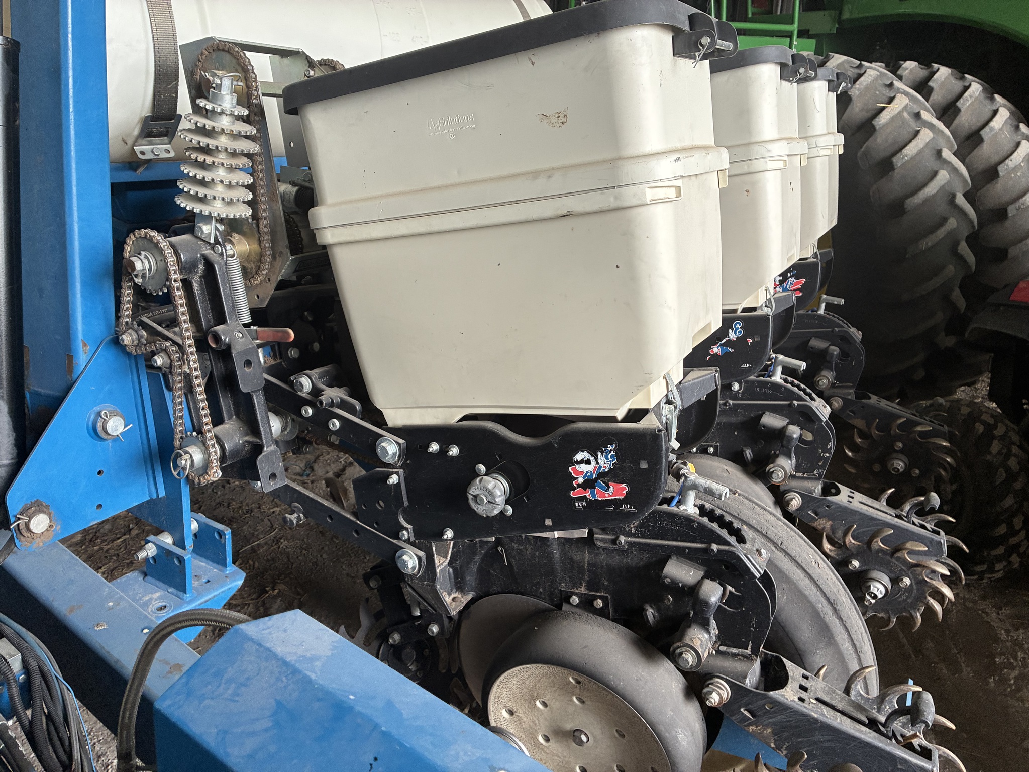  2014 Kinze 3200 at LandMark in Hebron, NE