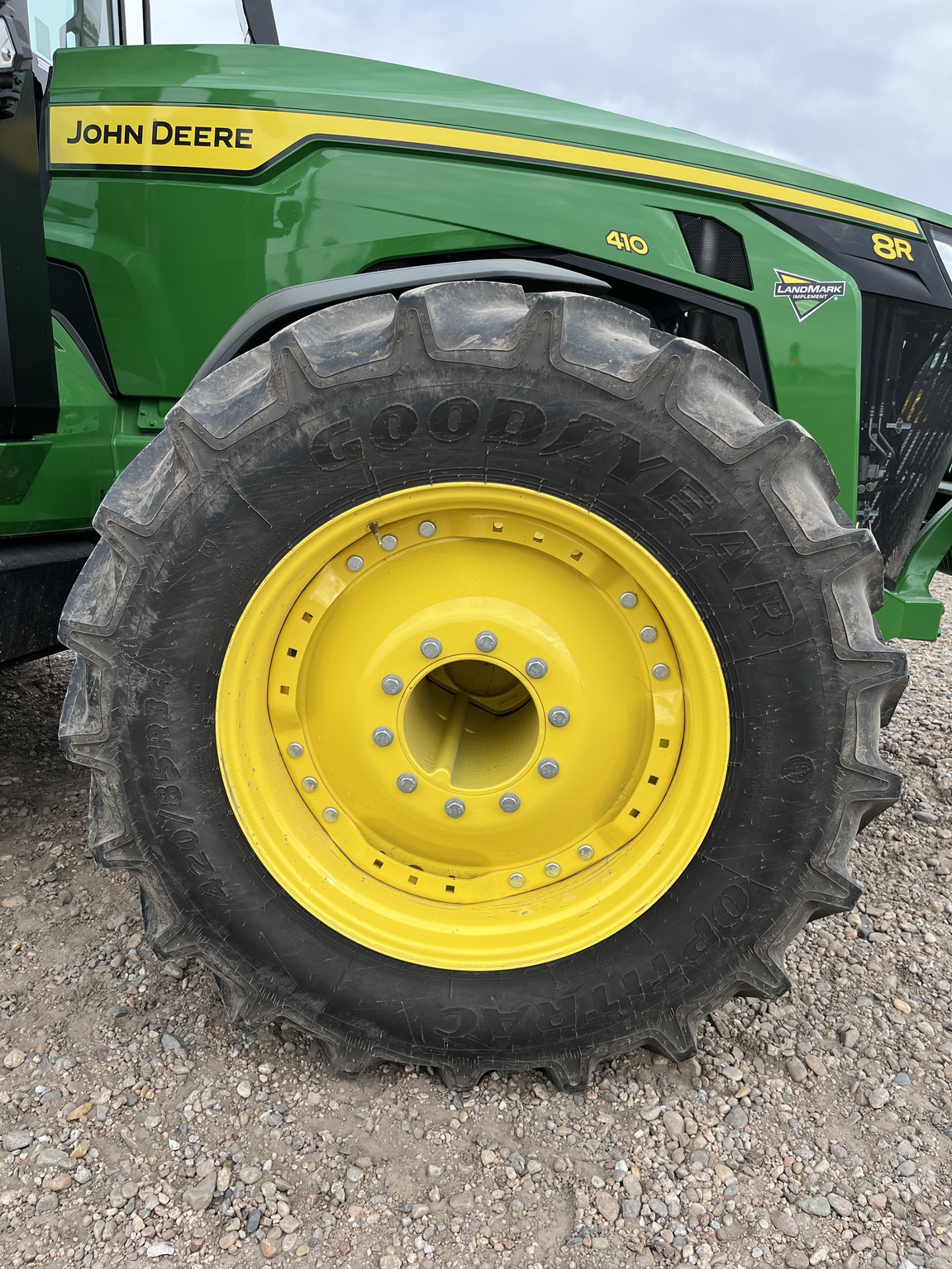  2025 John Deere 8R 410 at LandMark in Minden, NE