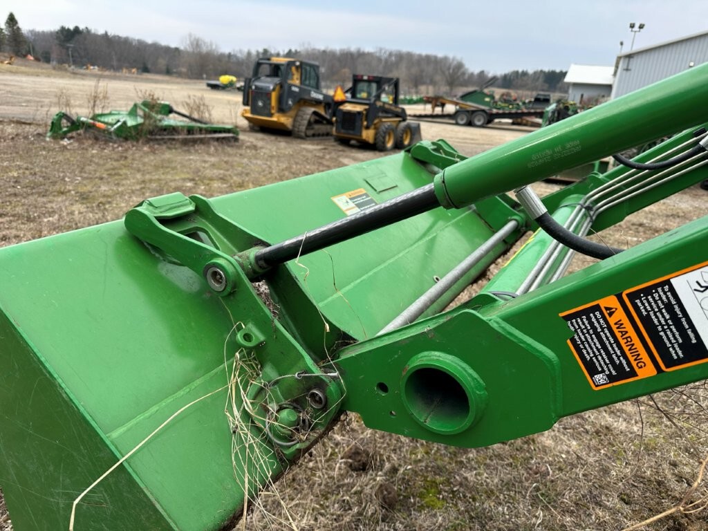 On Lot  John Deere 3032E at Tri County Equipment Lapeer, MI