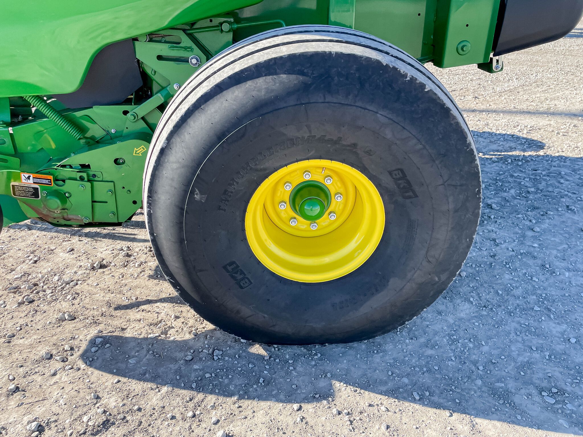  2022 John Deere 560M at LandMark in Fairfield, NE