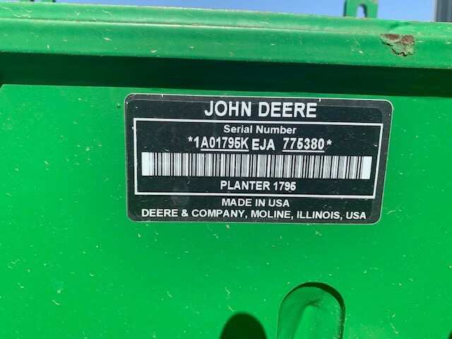  2018 John Deere 1795 at LandMark in Fairfield, NE