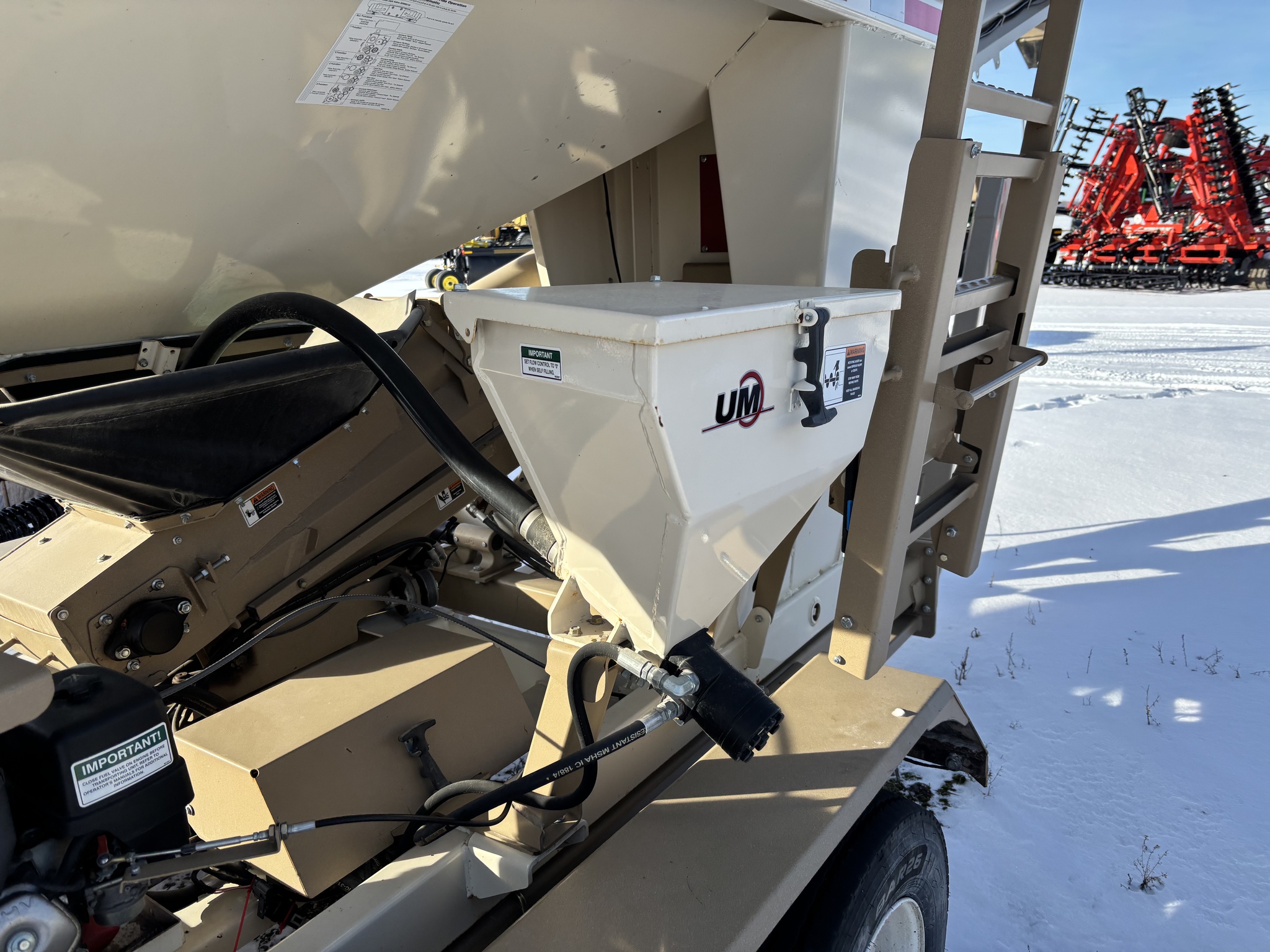 On Lot 2018 Unverferth 3955DXL at Tri County Equipment Sandusky, MI