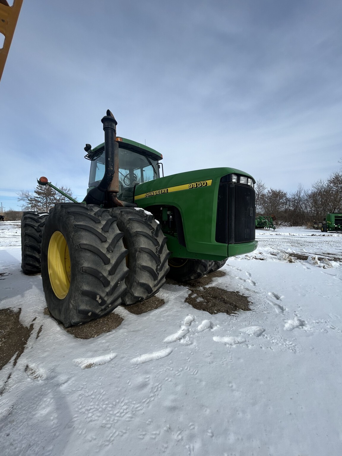 On Lot 1996 John Deere 9400 at Tri County Equipment Marlette, MI