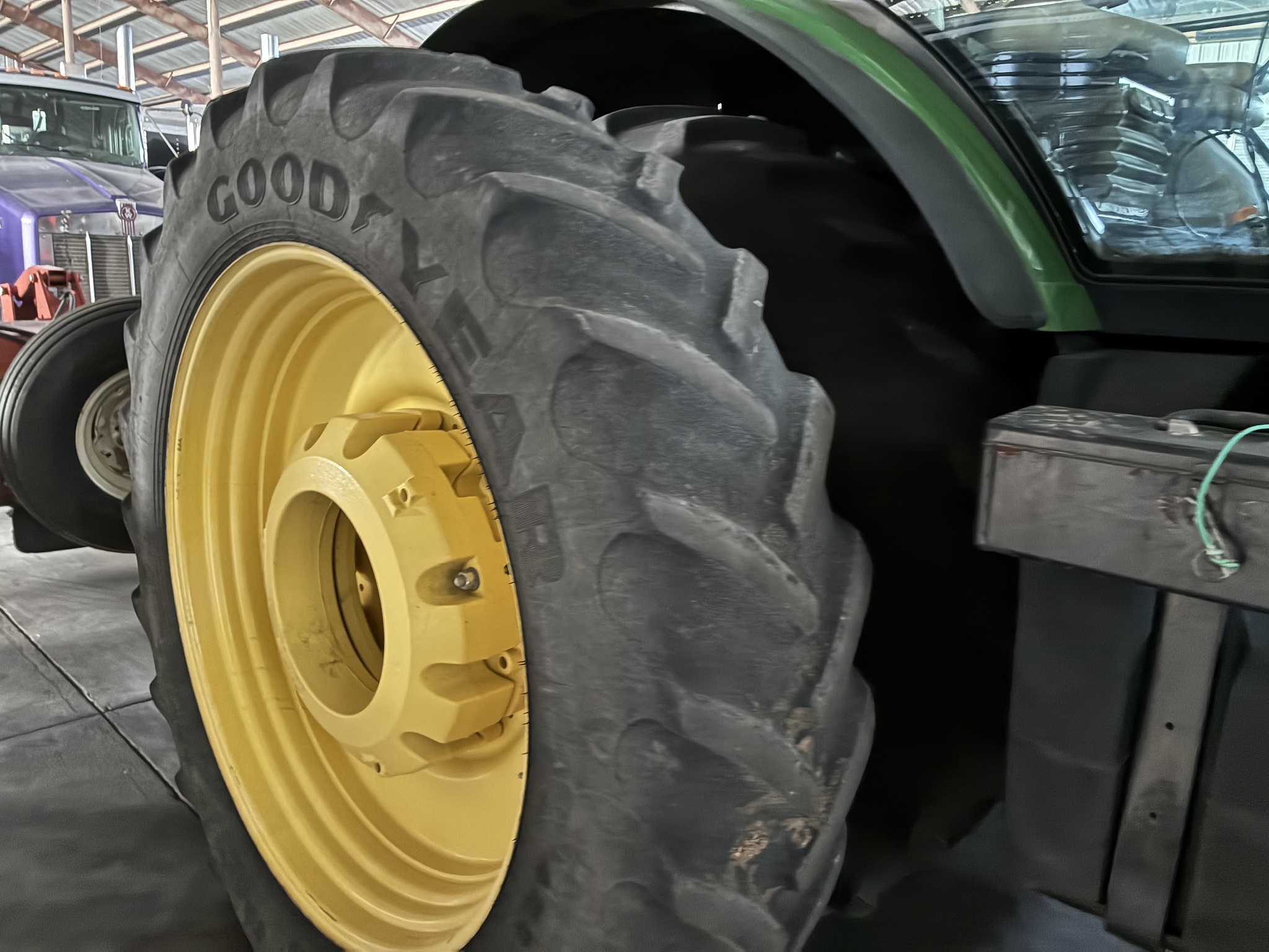  2011 John Deere 8360R at LandMark in Lexington, NE