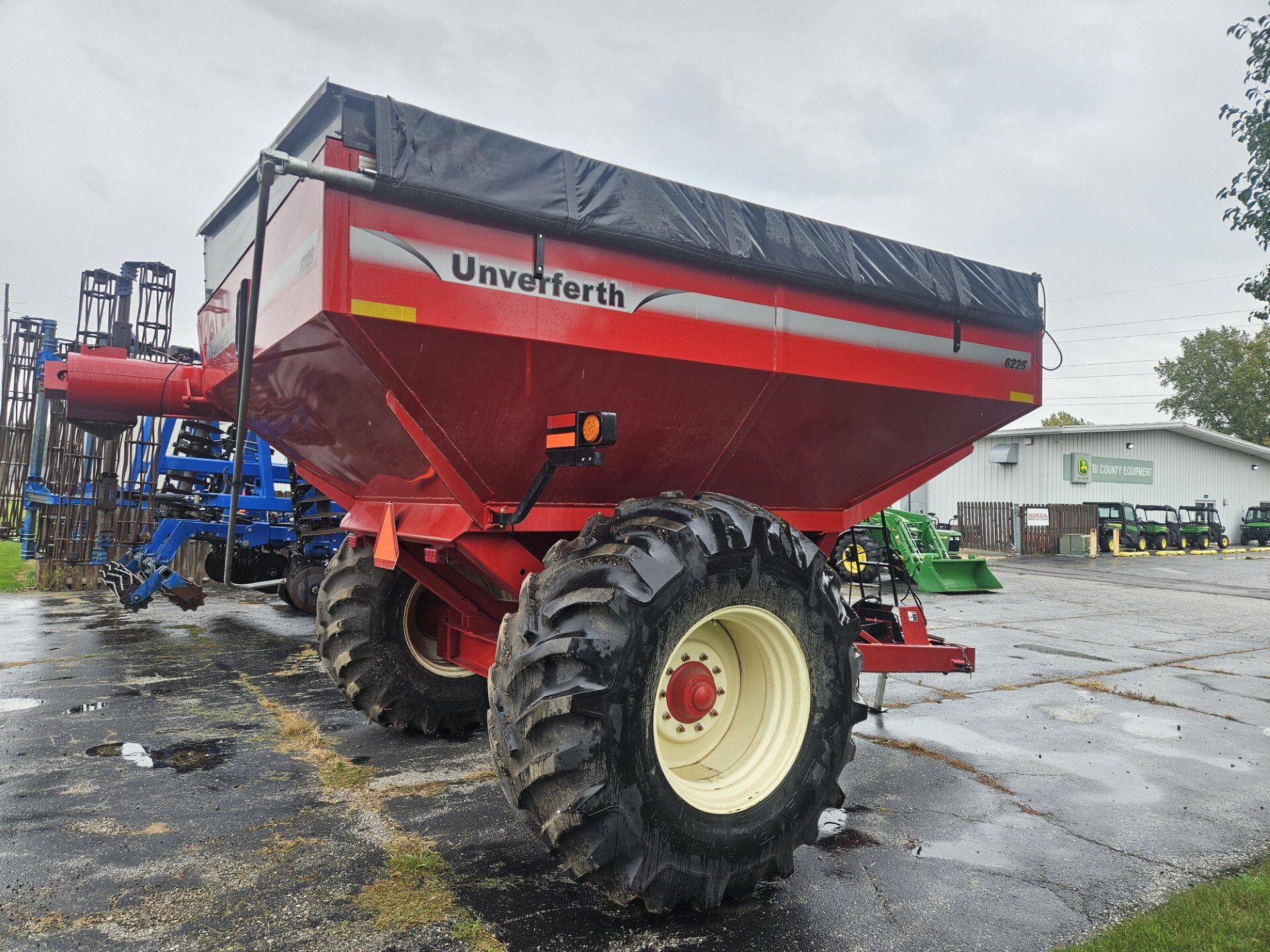 Used  Unverferth GC-6225 at Tri County Equipment Birch Run, MI