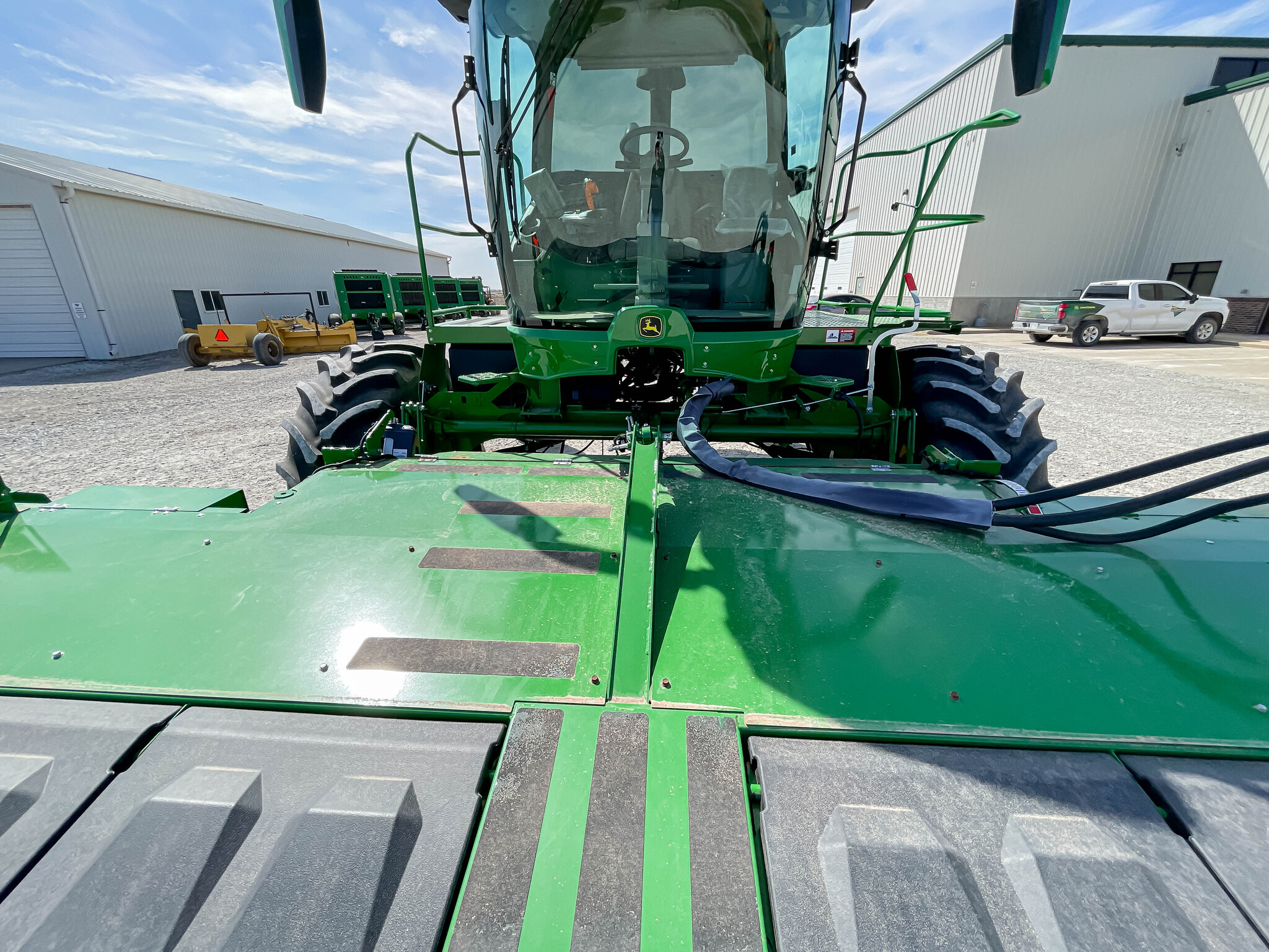  2024 John Deere W235R at LandMark in Fairfield, NE