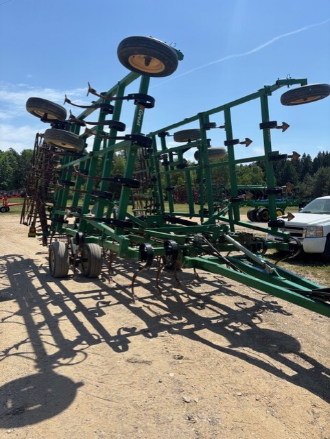 Pend Stk  Great Plains 8326DV at Tri County Equipment Bad Axe, MI